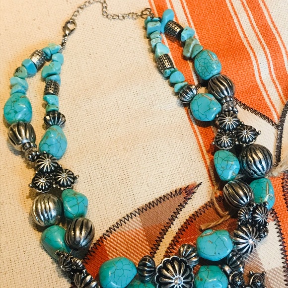 Large faux turquoise statement cross necklace - Picture 3 of 4